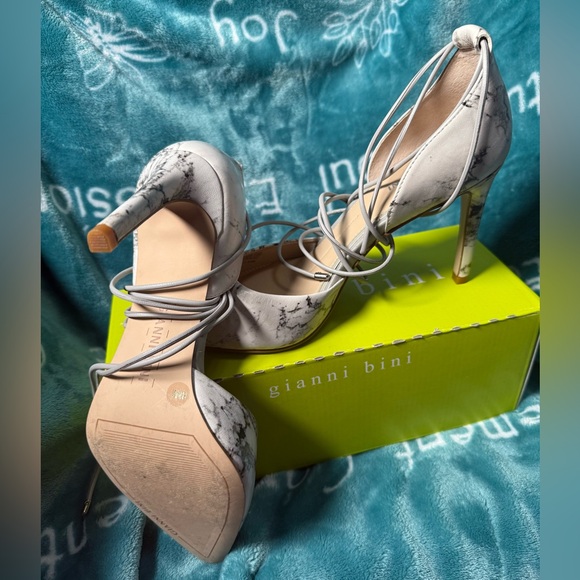 PREVIOUSLY WORN Gianni Bini Marble Edda Women's High Heels w/Lace up Detail - Picture 5 of 11